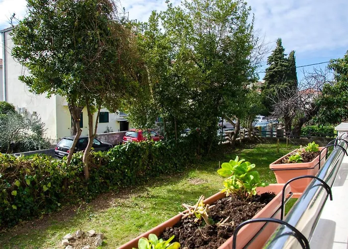 With A Parking Space - 11072 *