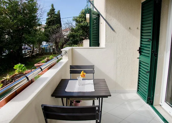 With A Parking Space - 11072 Apartmán