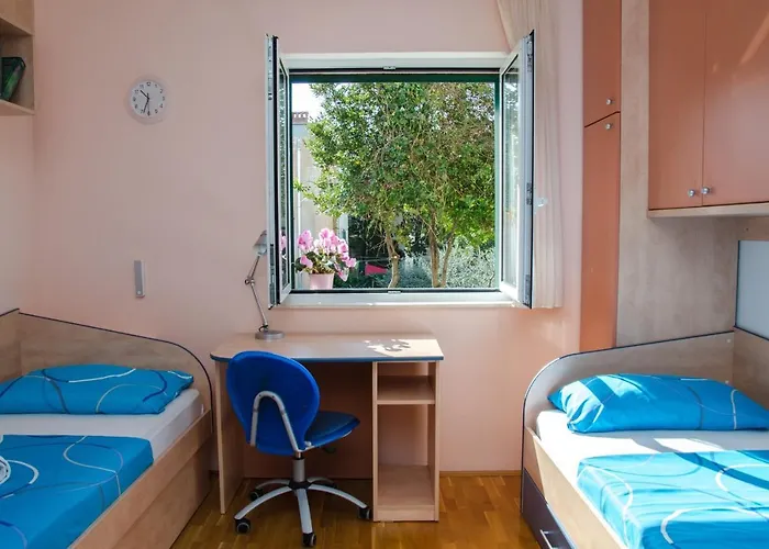 Apartmán With A Parking Space - 11072